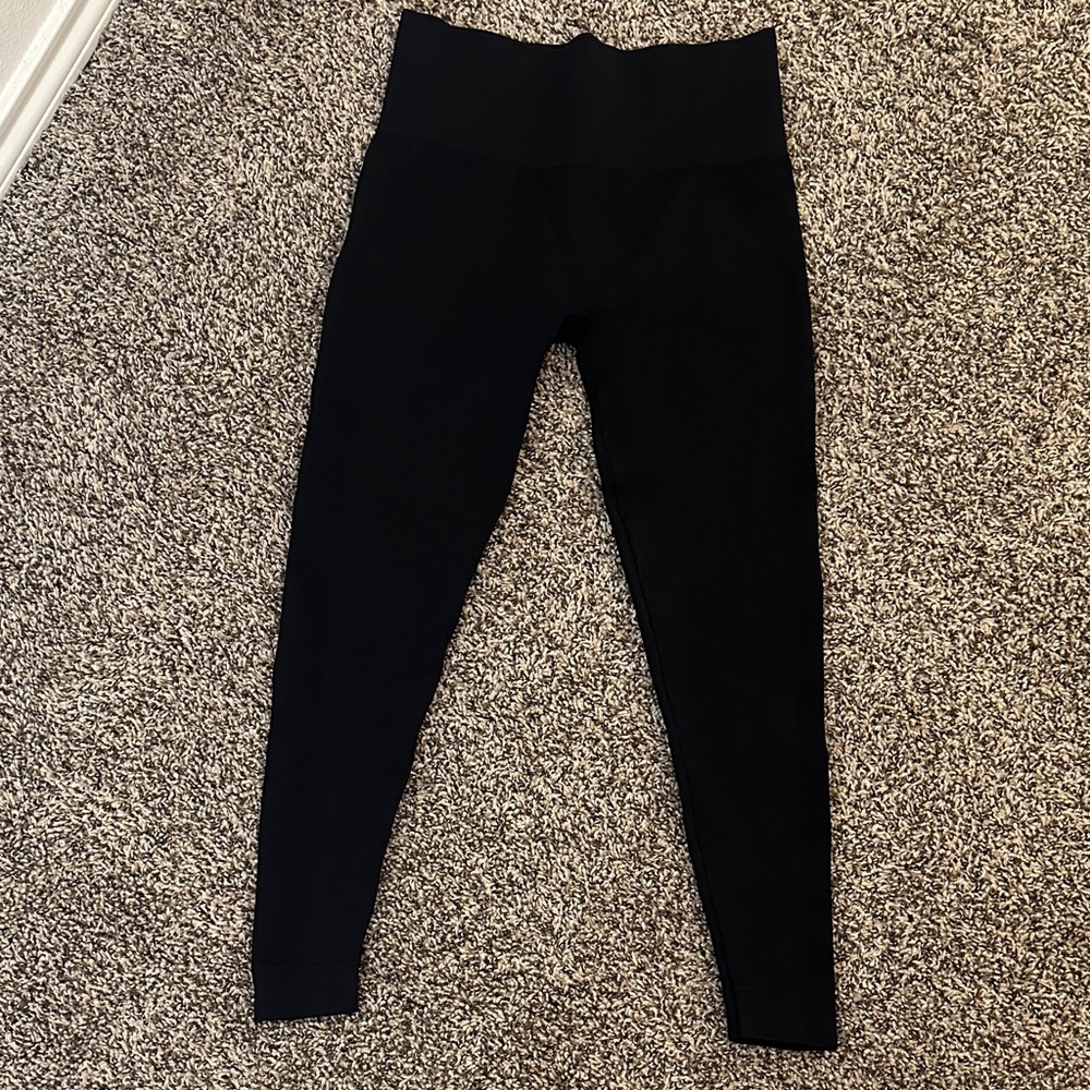 SET Active Black Leggings